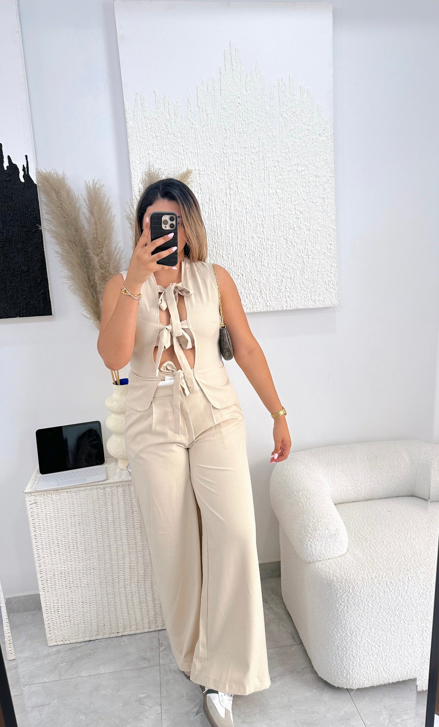 Vest and pants beige