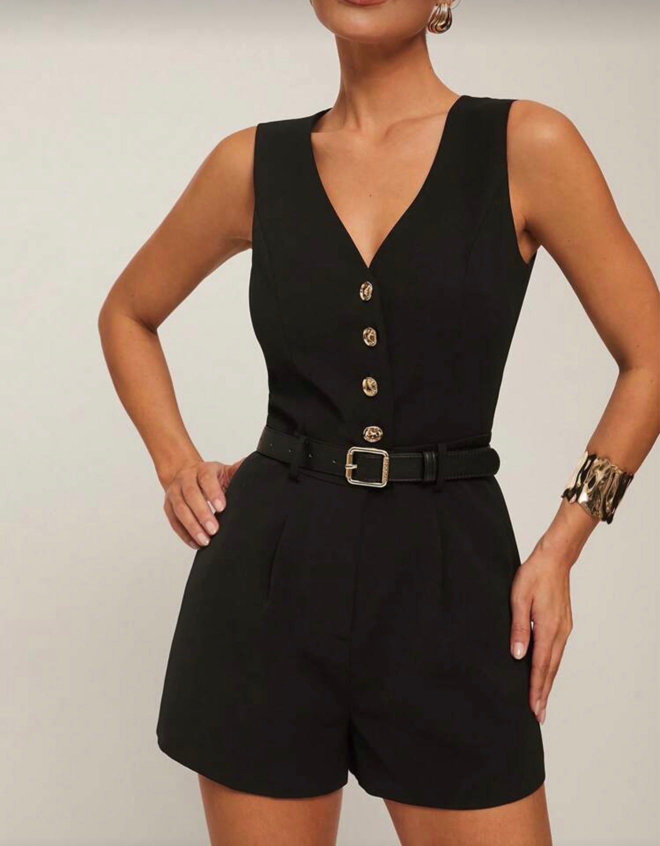 Jumpsuit negra con cinturón 🖤