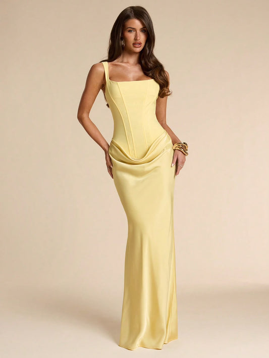 Elegante vestido corset 💛✨