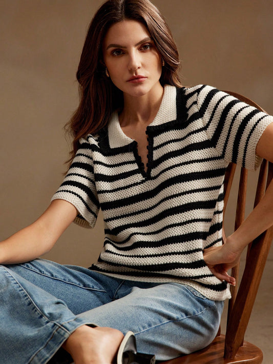 striped blouses🖤🤍